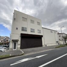 泉大津市助松町1 倉庫・事務所